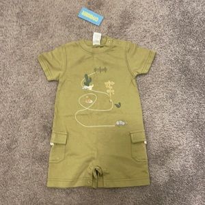 GYMBOREE Boys Romper Size 6-12 Months NEW